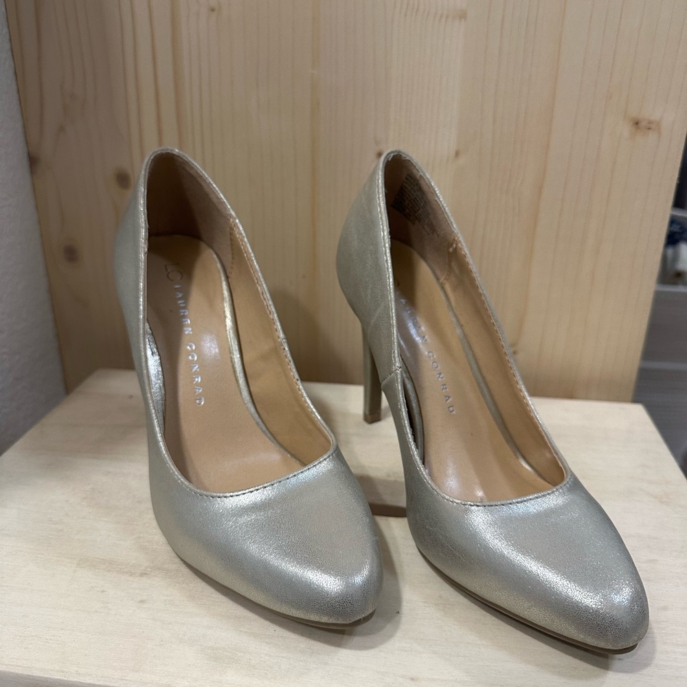 LC Lauren Conrad Shimmering Heels